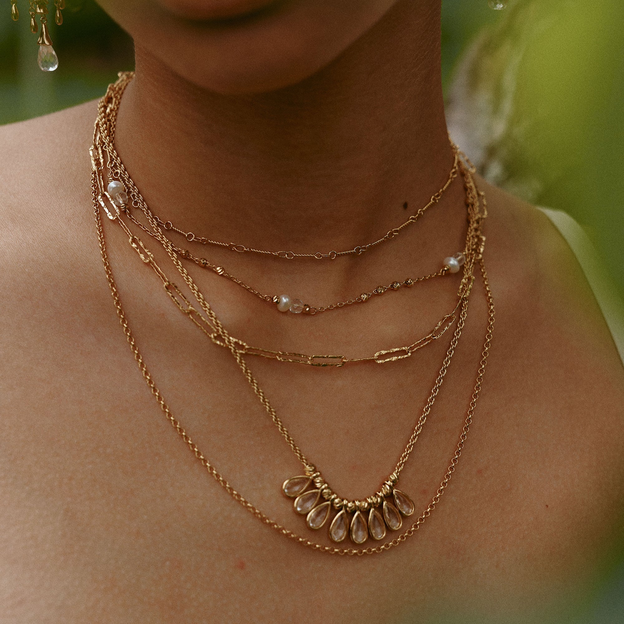 Aeolian Echo Necklace Set